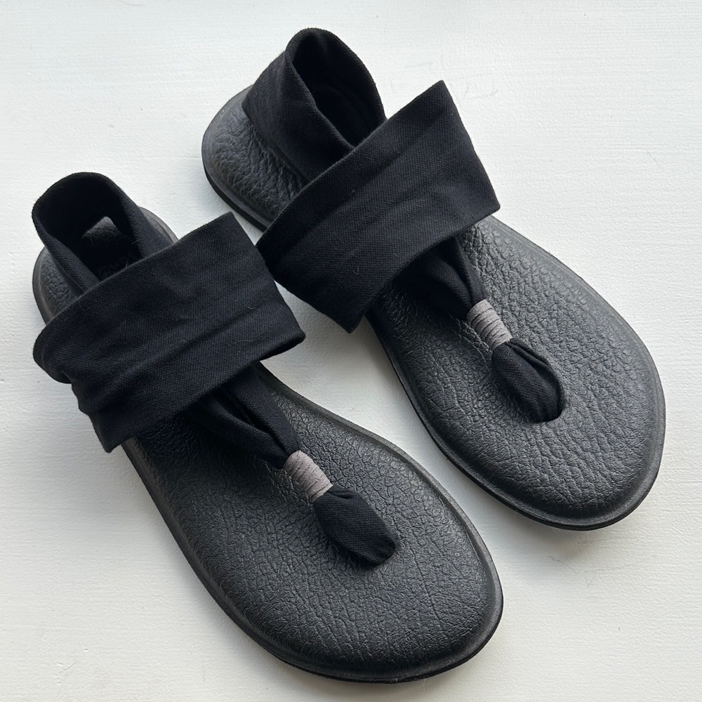 Women’s Size 9 Black Sanuk Yoga Sling Sandal